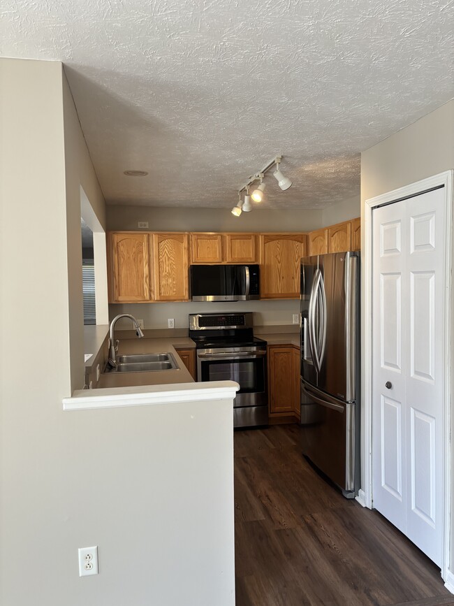 Photo - 1150 Chapman Ln