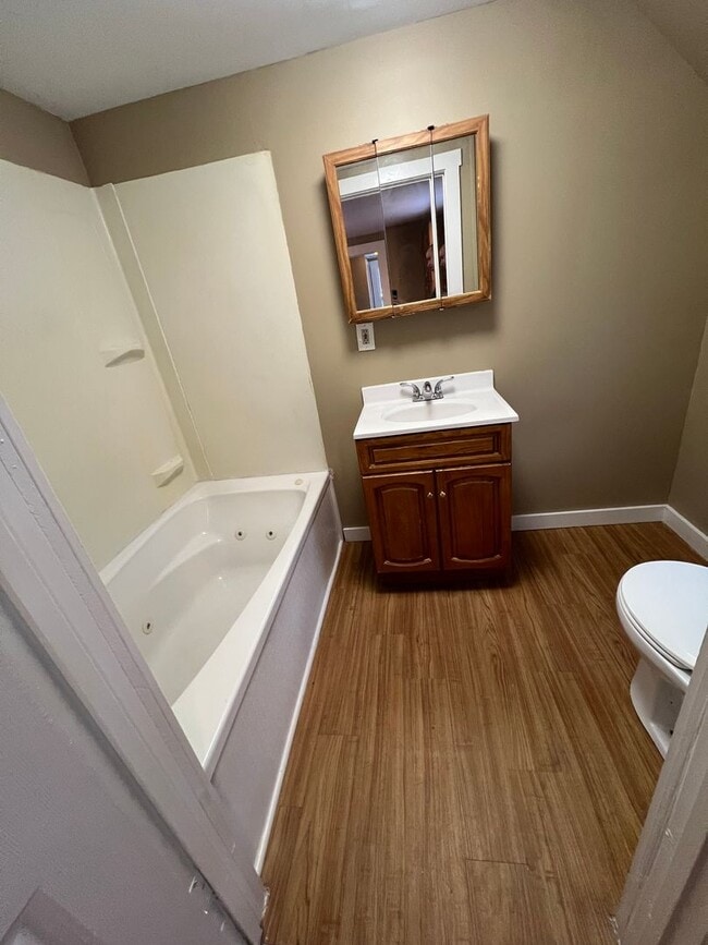 Photo - 21 Spruce St Unit Apt 2