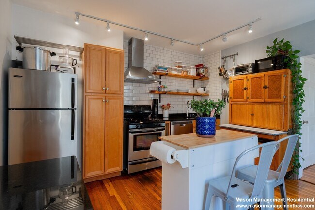 Photo - 77 Columbus Ave Unidad 1