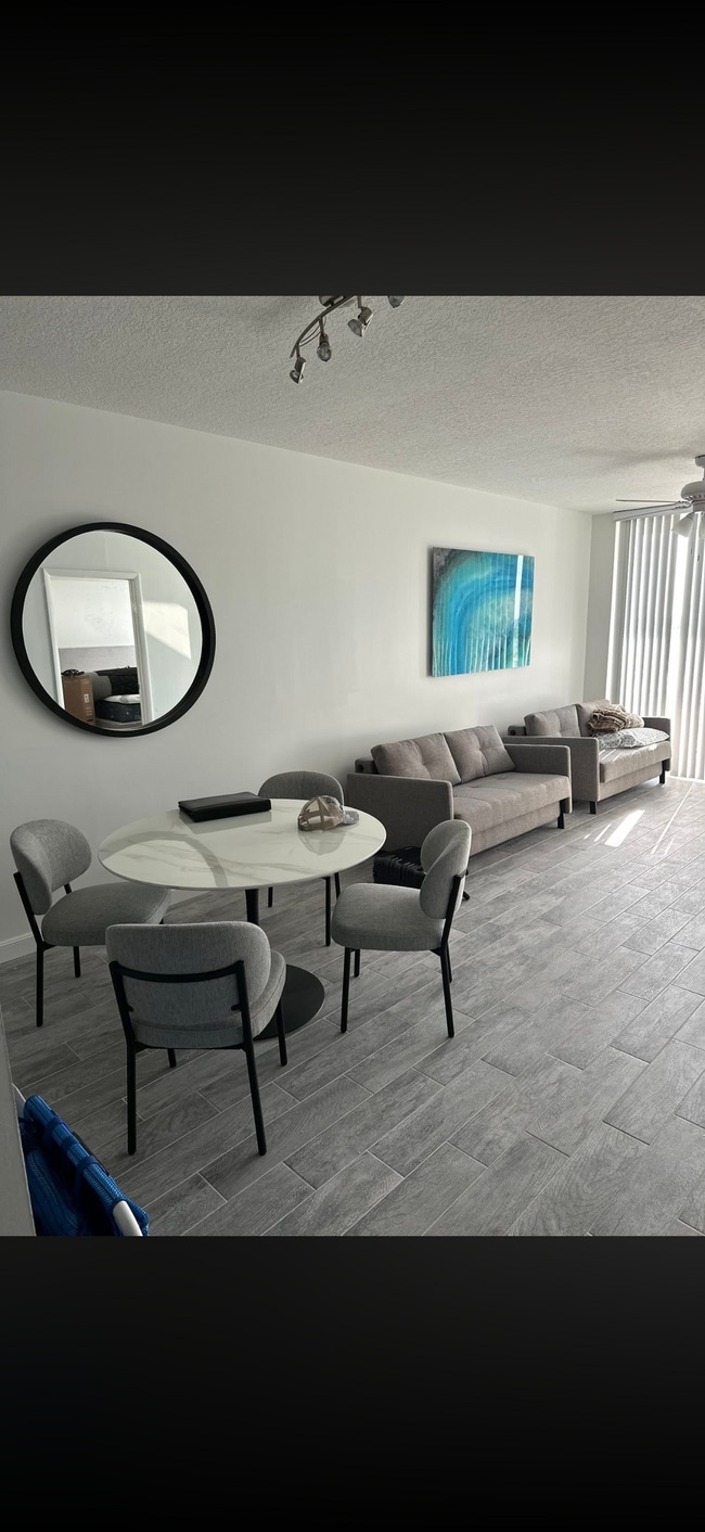 Photo - 3020 NE 32nd Ave Unit 610