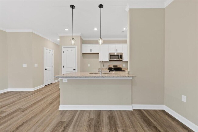 Photo - 903 Plano Rd