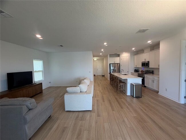 Photo - 453 Archway Pl