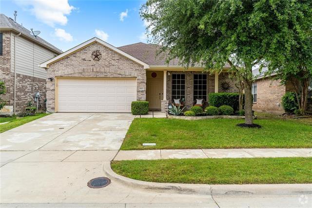 Building Photo - 5804 Pebble Ridge Dr Rental