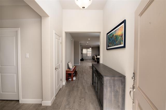 Photo - 1117 Croxley Wy