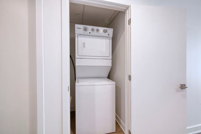 Photo - 9675 Av. Papineau Unit 217