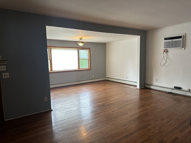 Dining/Living Room - 73 Sherman St Unit 1st Floor-Basement-Garage