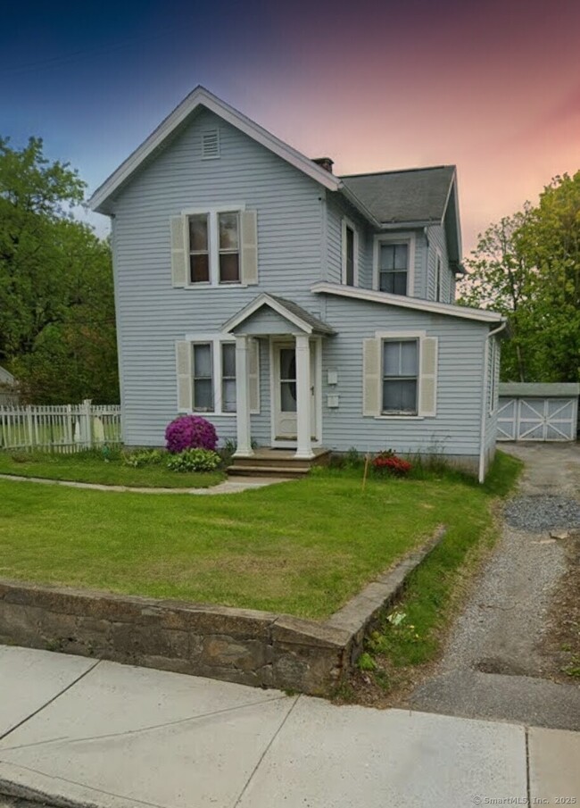 Photo - 751 Cooke St Apartment
