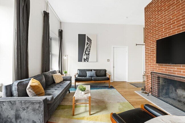 Photo - 222 Grand St Unit 4K