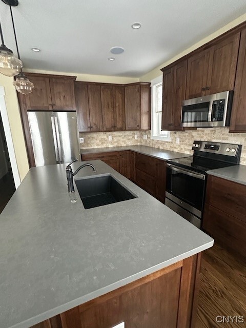 Photo - 3817 Gully Rd