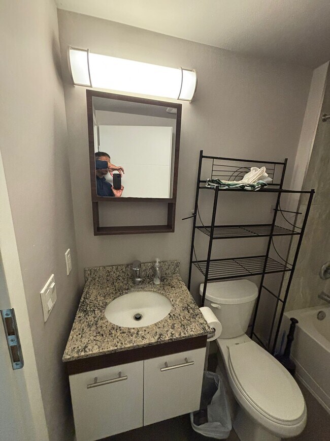 Photo - 308 Lester St Unité 211