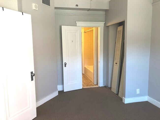 Photo - 479 Commonwealth Ave