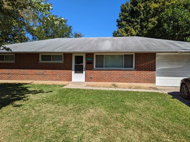 Nice 3 bedroom ranch in Moraine - Nice 3 bedroom ranch in Moraine House