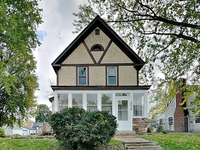 Photo - 2526 13th Ave E
