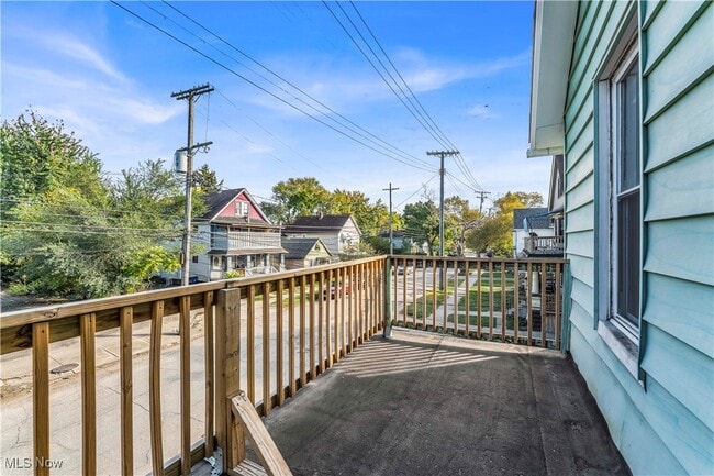 Photo - 3118 W 30th St Unidad 2/UP