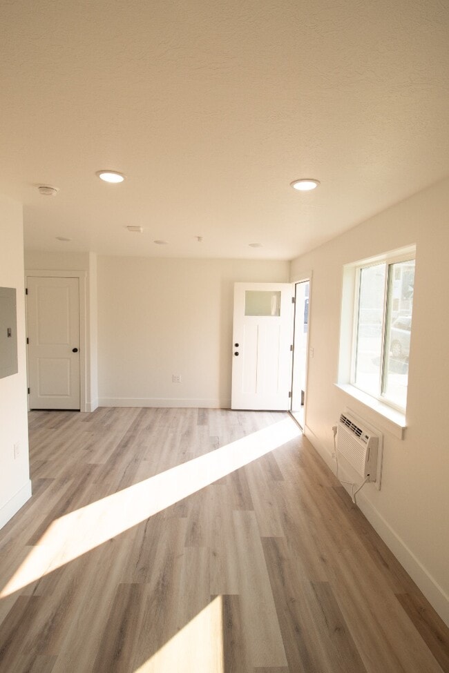 250 Fredregill Rd