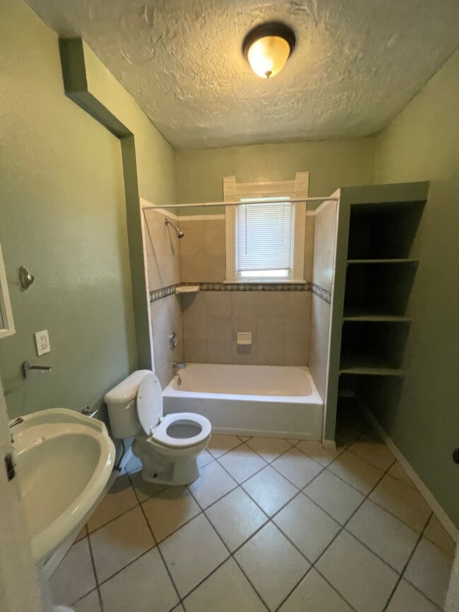 Photo - 1229 12th St