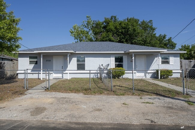 Building Photo - 3722 Burnham Way