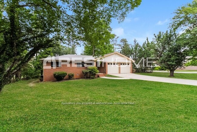 Photo - 4087 Essex Dr