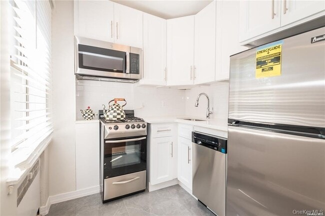 Photo - 7 Bond St Unit 3B