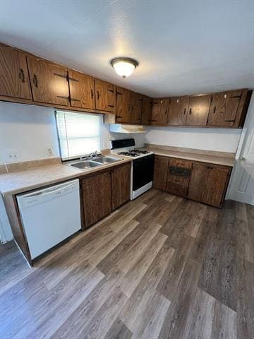 Photo - 140 Apache Rd