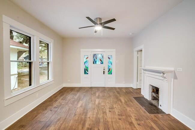 Photo - 804 Theresa Ave