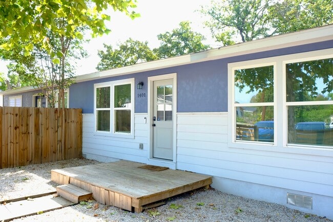 Photo - 1401 Marcus Pl