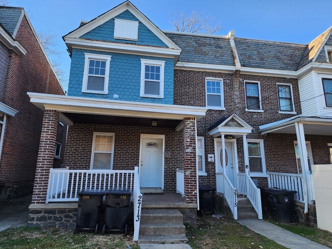 Building Photo - 2715 Jefferson St Rental
