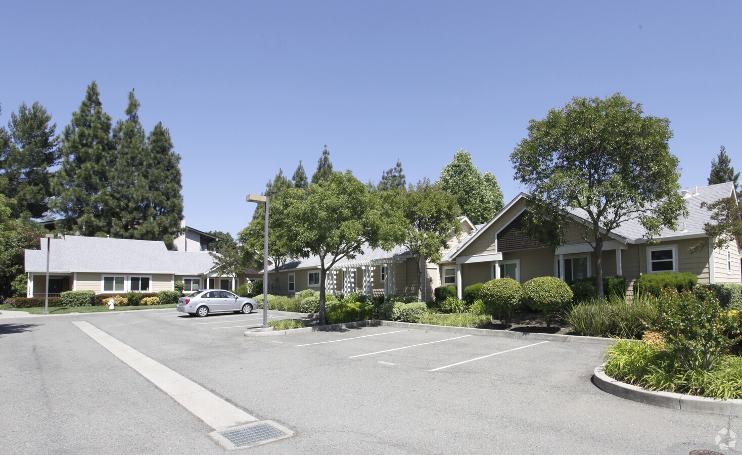 Photo - Kirker Court Apartments