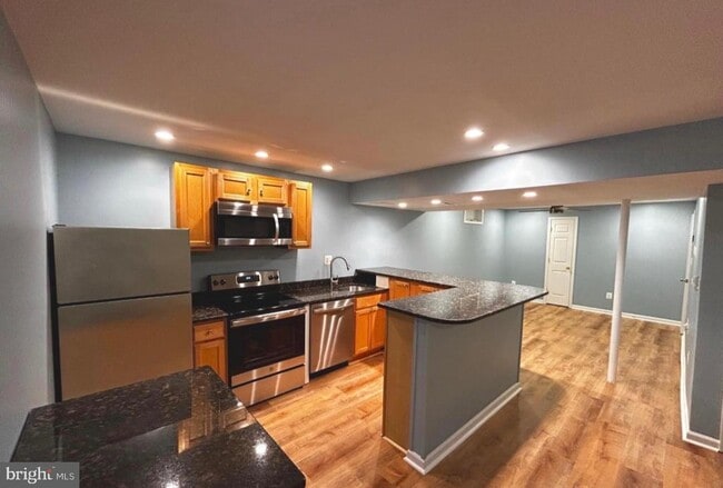 Photo - 5415 Chillingham Pl