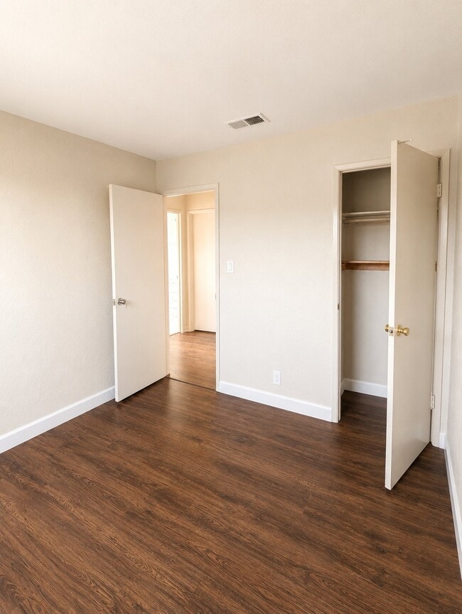 Photo - 1820 Sherman Dr