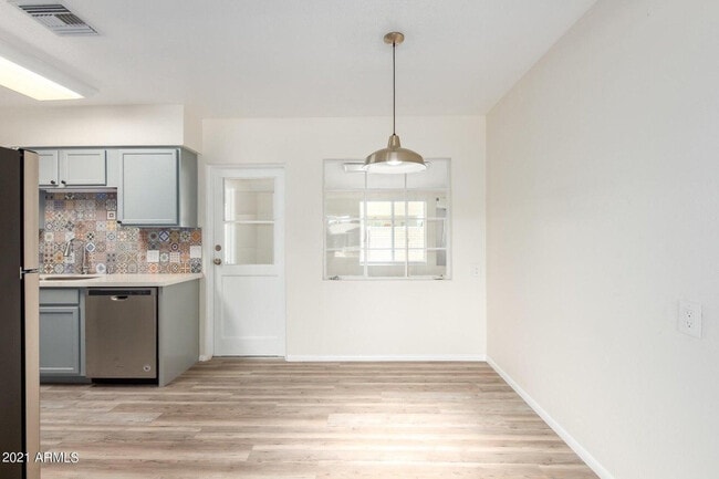 Photo - 4016 E Indianola Ave