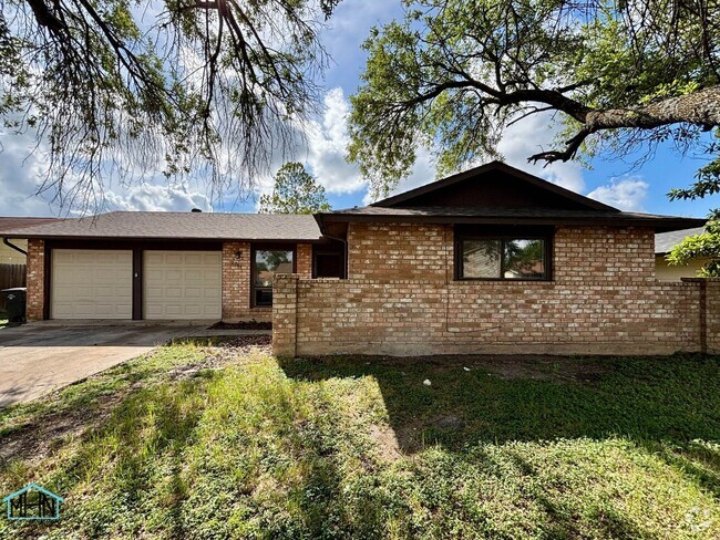 Building Photo - Modern Comfort meets Serene Living - A Stu... Rental