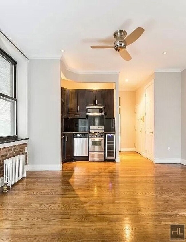 Photo - East 18th Street Unit C4