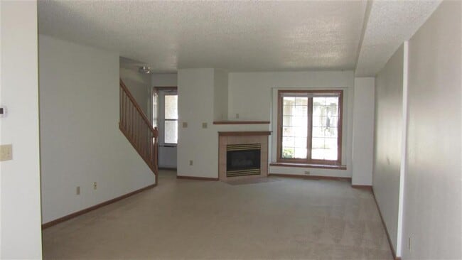 Photo - 1829 Earl Rd
