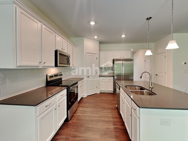 Photo - 7325 Garrett Ct