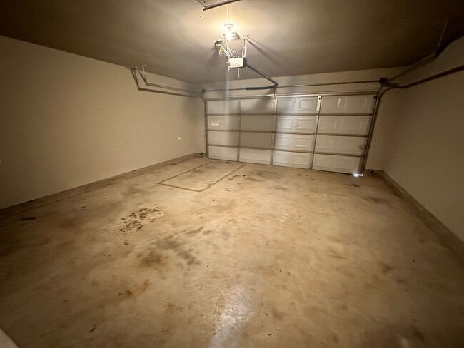 Photo - 3 bed 2 bath in Mustang- Move in Special!