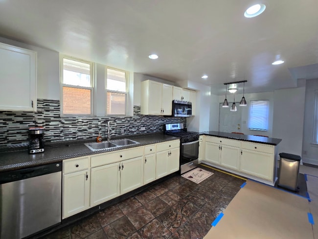 Photo - 8016 S Wolcott Ave