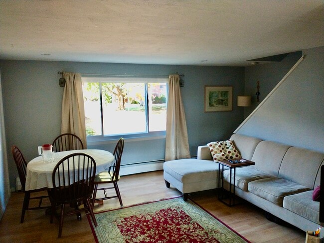 Building Photo - 67 Bishop Dr Unit 67 Bishop