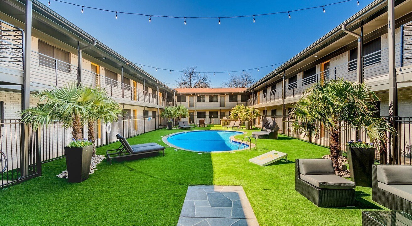 Photo - 412 Summit Ave Unidad 110