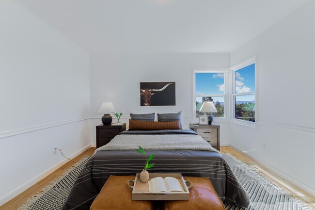 Photo - 4715 Davenport Ave