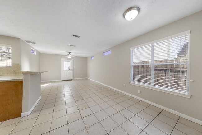 Photo - 614 Foster St