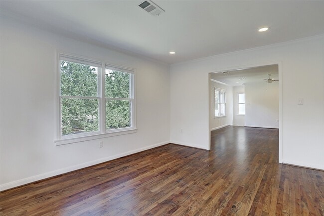 Building Photo - 2011 South Blvd