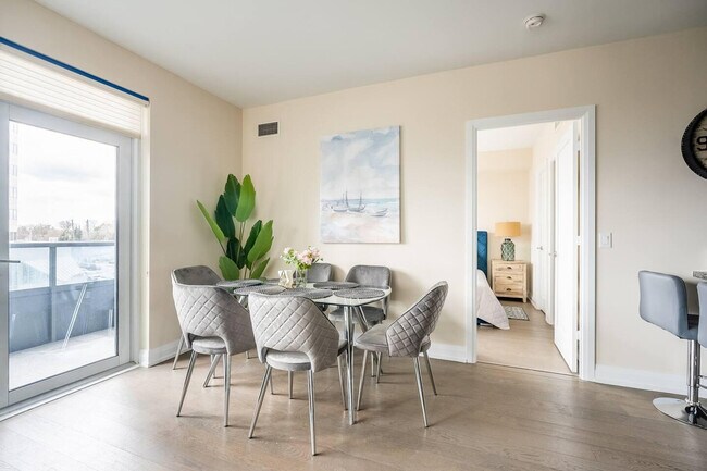 Photo - 17 Anndale Dr Unit ID1037081P