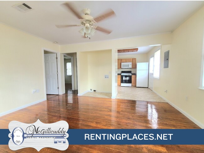 Photo - 1209 Holden St