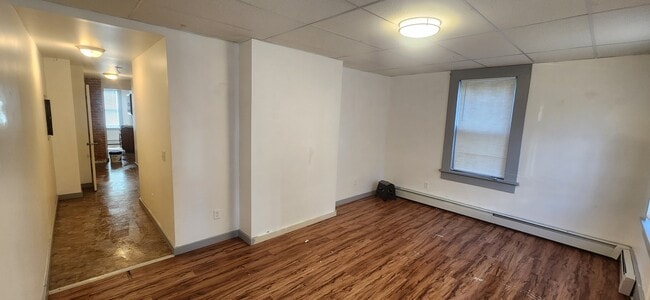 Photo - 16 Bardwell St Unit 1 r