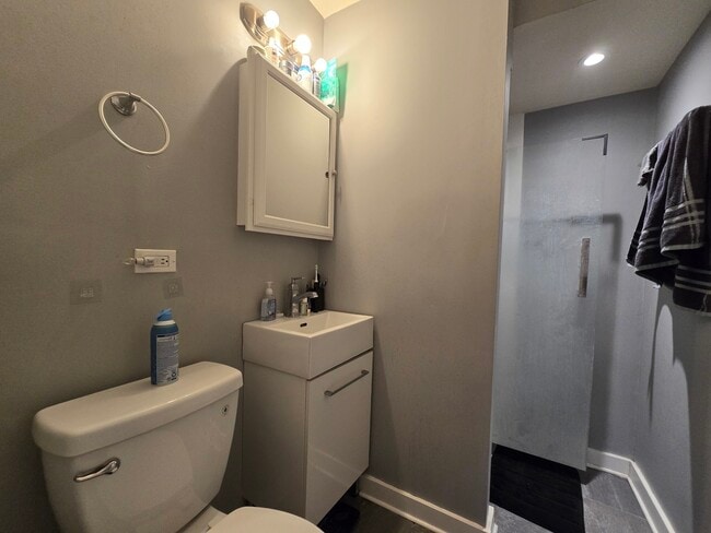 Photo - 1319 Ogden Ave Unit 3