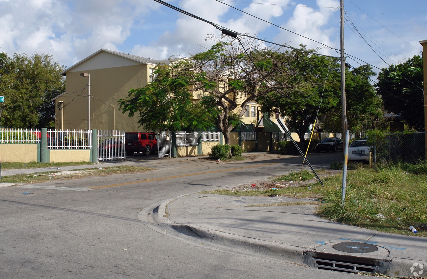 St. John Apartments - St. John Apartments