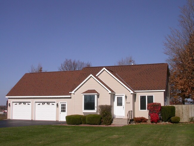 Building Photo - 5645 NY-5