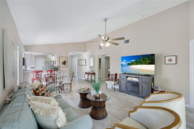 Photo - 14871 Crescent Cove Dr
