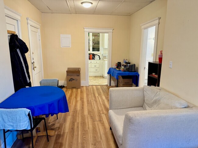 Photo - 26 Park Vale Ave Unidad 8